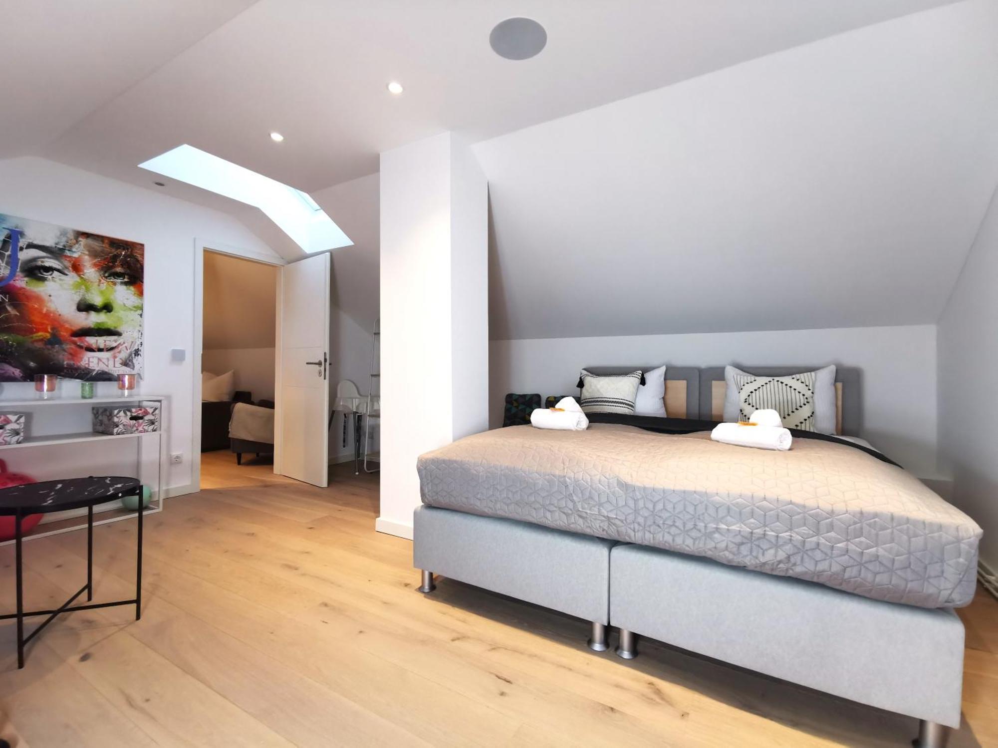Bohnapartments Luxury Villa Berlin - 210Qm - Wintergarten - Kamin - 4 Kostenlose Parkplaetze - 6 Schlafzimmer - Neubau - Luxusausstattung Birkenwerder Exterior photo